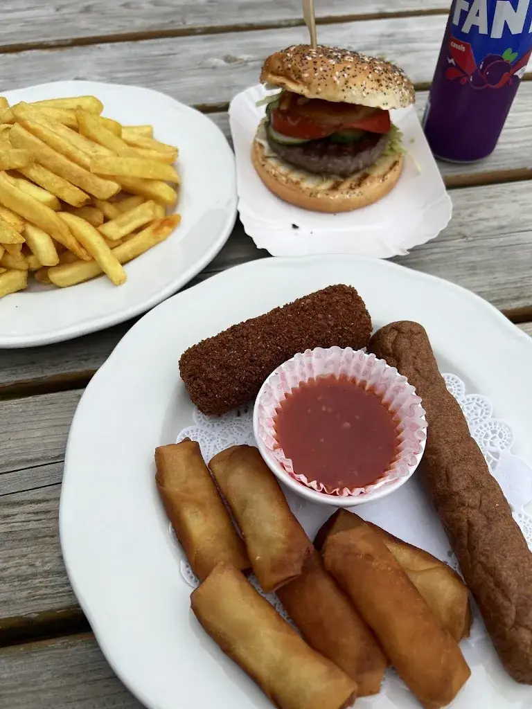 Sandra Kessler_Cafetaria King City_Hoef_review