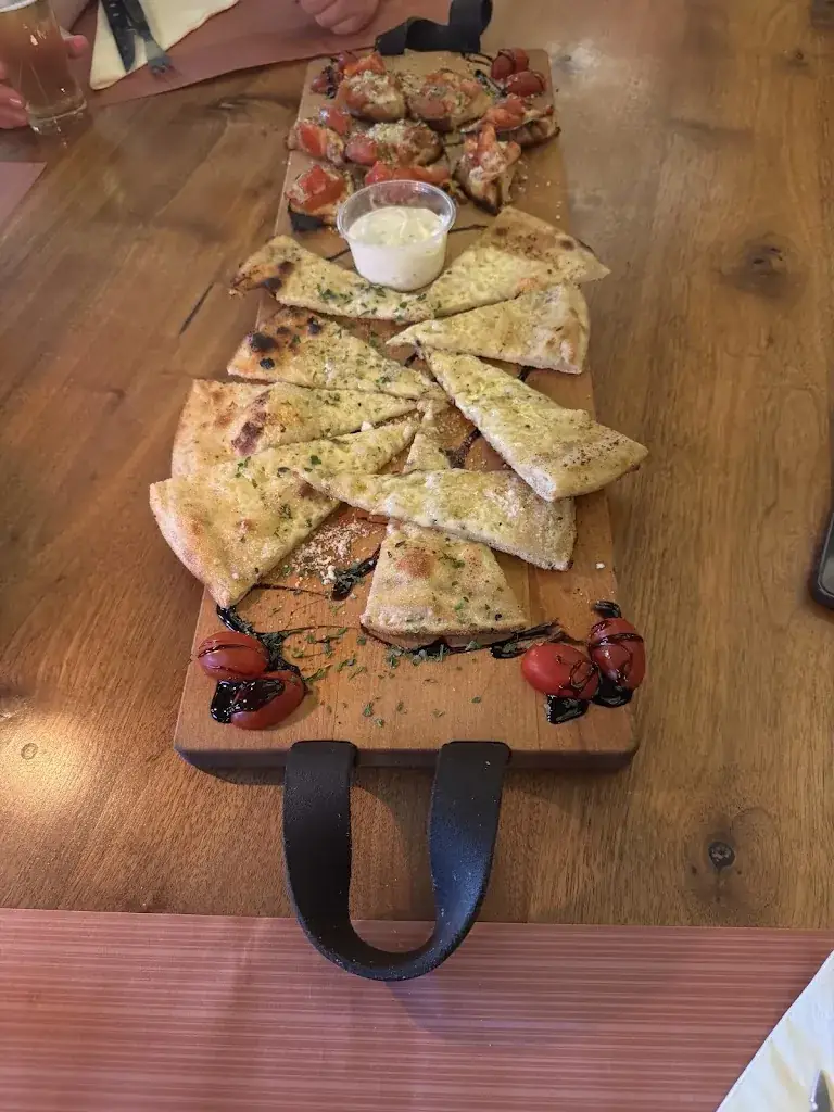 ศิริรัตน์ บุญธิมา_Casa Serrano_Hoef_review