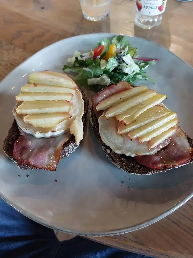 Menu_Restaurant Zorgeloos_Hoef_immagine_3