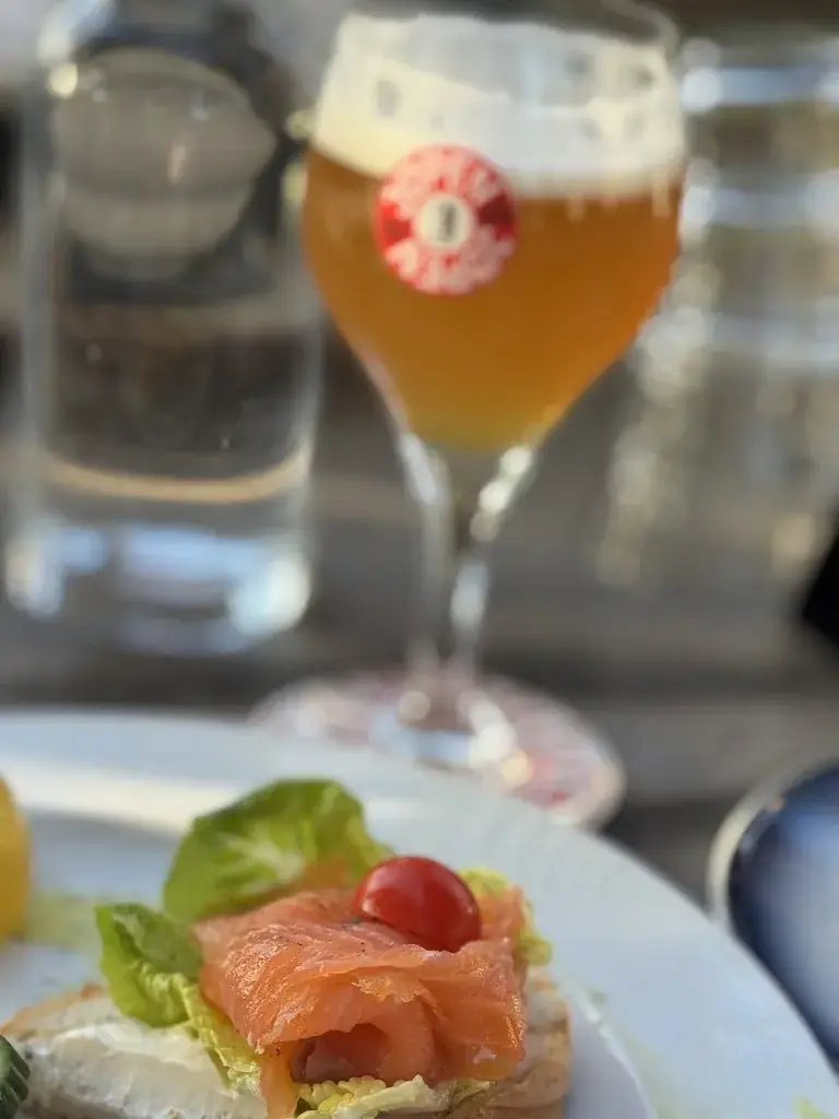 Restaurant Zorgeloos_Hoef_slider_image_2