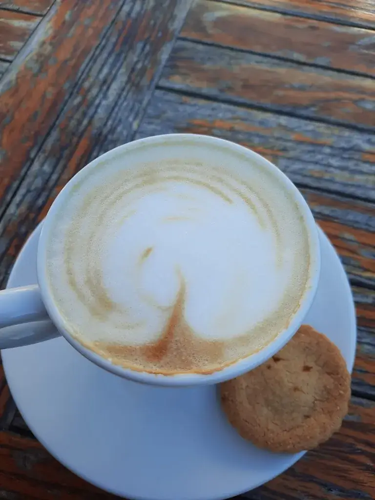 Charlotte B._Evi Beach Egmond aan Zee_Zee_review