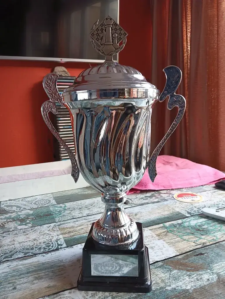 Menu_Café-bar-restaurant-partycentrum Het Paard_Hensbroek_image_2