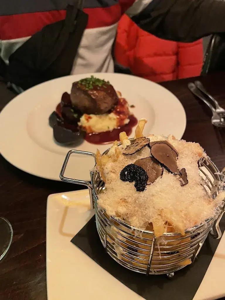 Alanna Kwong_Het Zwaantje_Zwanenburg_review