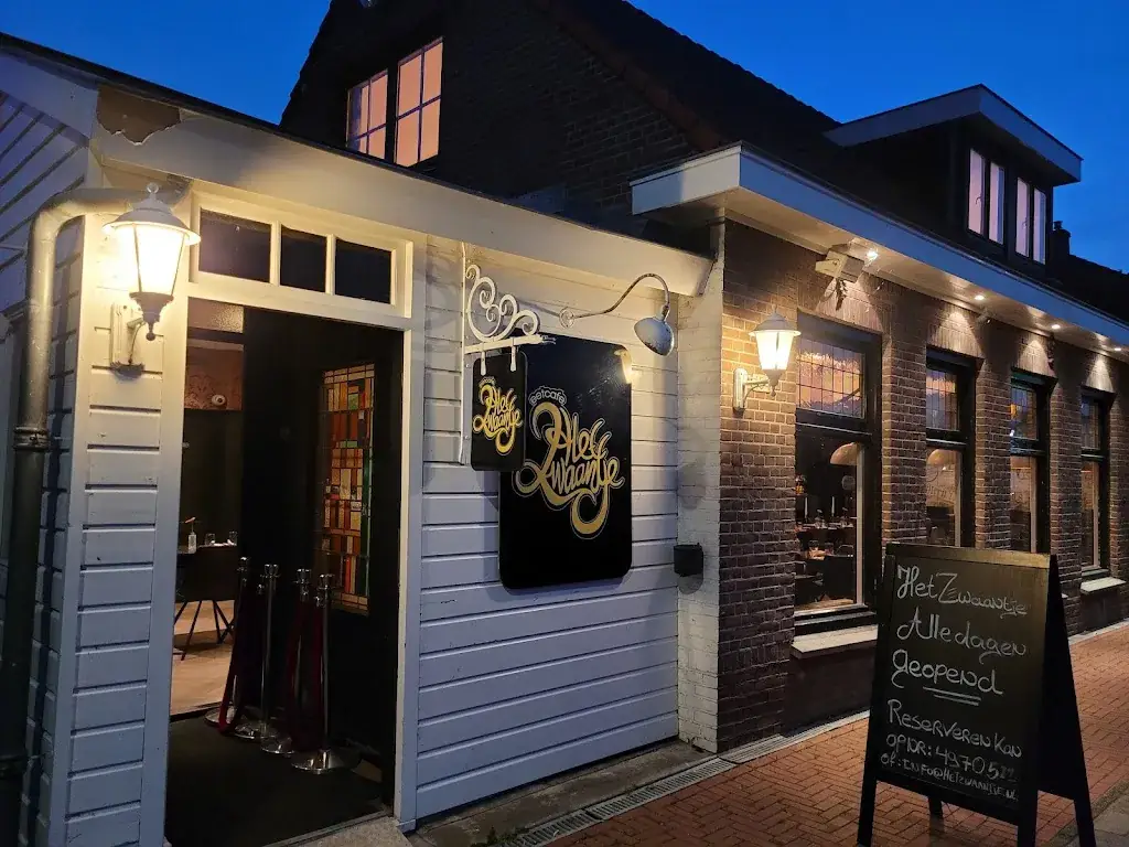 Het Zwaantje restaurant in Zwanenburg