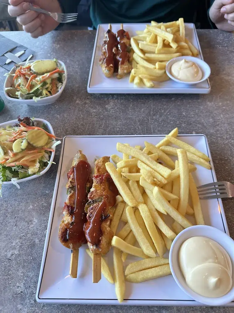 Victoria Mirosh_Big Bread Kitchen Halfweg_Halfweg_review