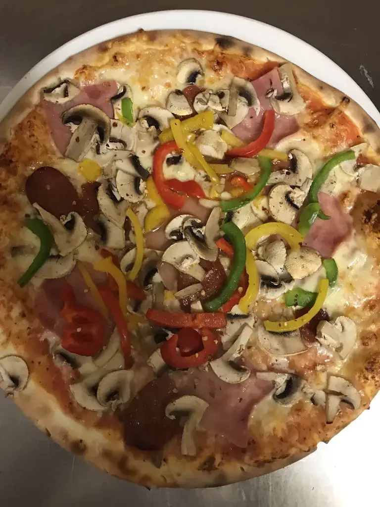 O Sole Mio Ristorante & Pizzeria_Zwanenburg_slider_image_2