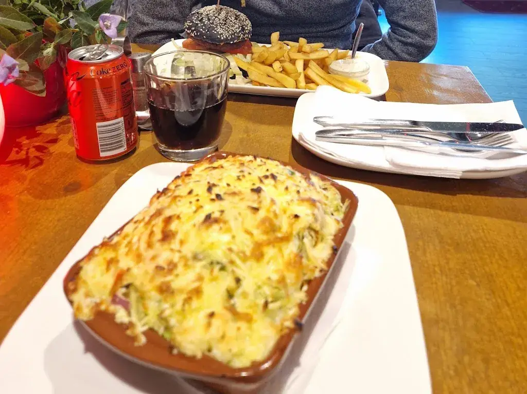 luciana mesinas_vegan food bar almere_Almere_review