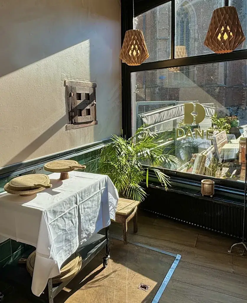 Map of the World_Restaurant Dané_Haarlem_review