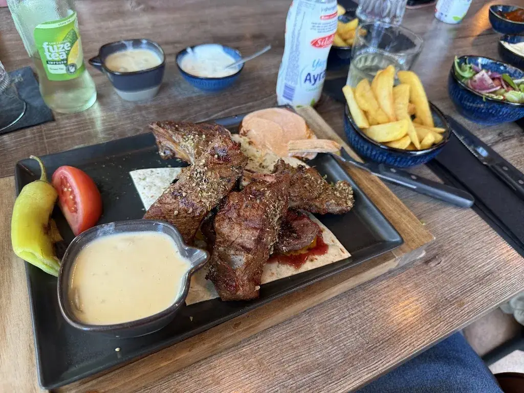 Musa Semou_PeperZout HAARLEM Turks Mediterraans Restaurant_Haarlem_review