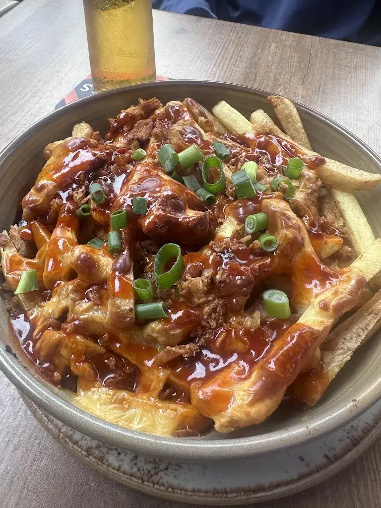 Ree van zyl_De Graaf van Gelre_Harderwijk_reseña