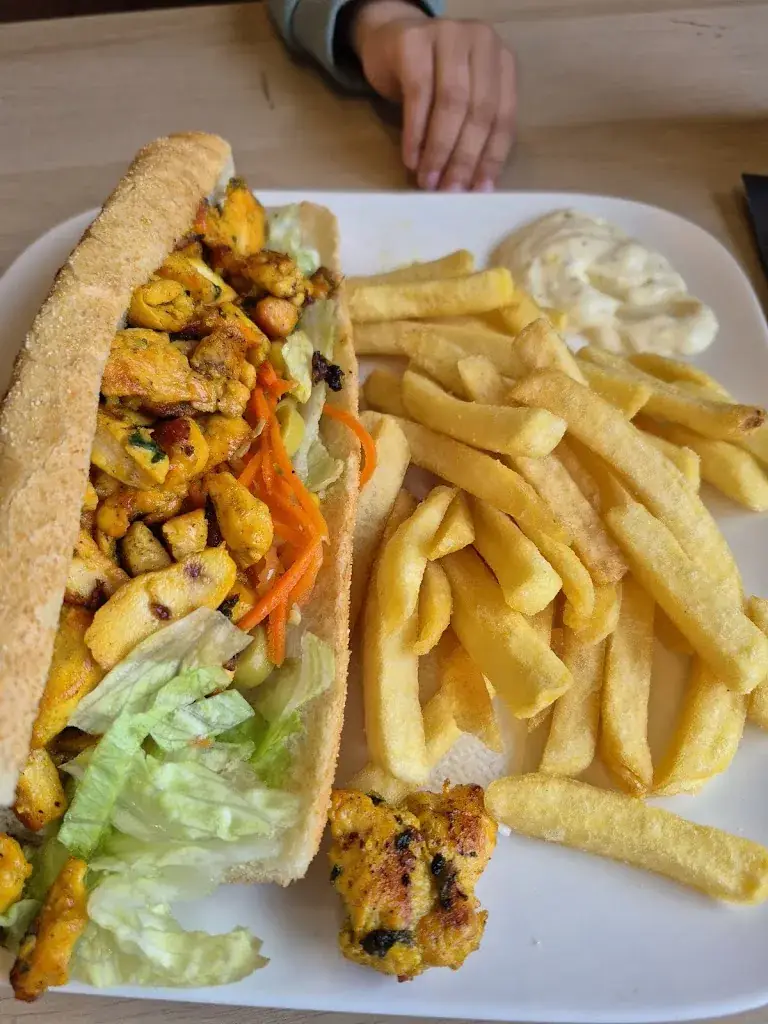 Kabilan Ganesan_Al Madina Almere_Almere_review