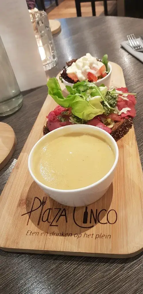 Menü_PlazaCinco_Heiloo_Bild_5