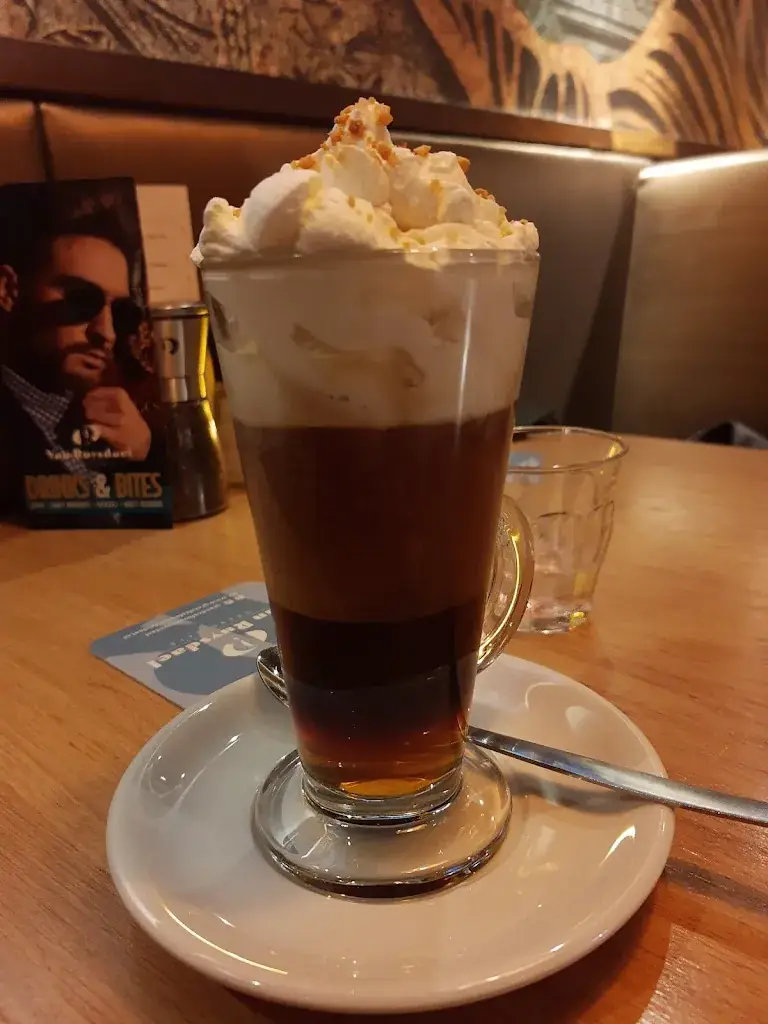 Andrew Vear_Grand Café Van Ruysdael_Heemskerk_review