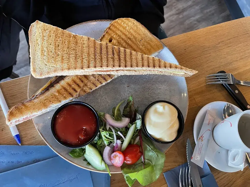 Agyys D_Spijkers Heemskerk_Heemskerk_review