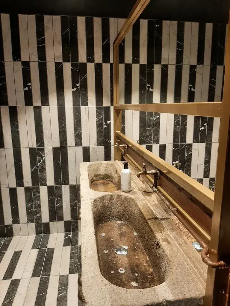 Kasia Gomoła_The Saint_Hoorn_review