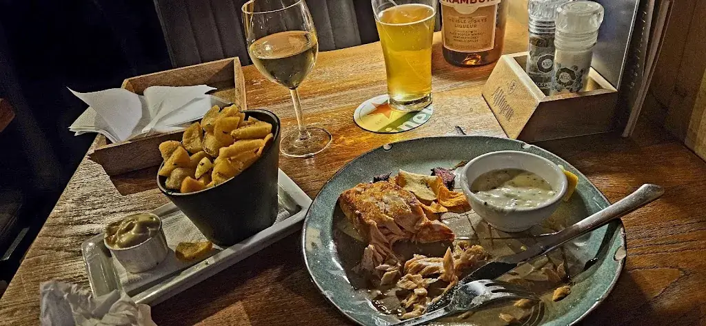 Cory Barfield_Grand Café Cheers_Diemen_review