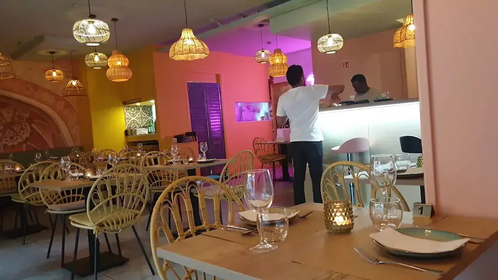 Delhi-cious_Diemen_slider_image_2