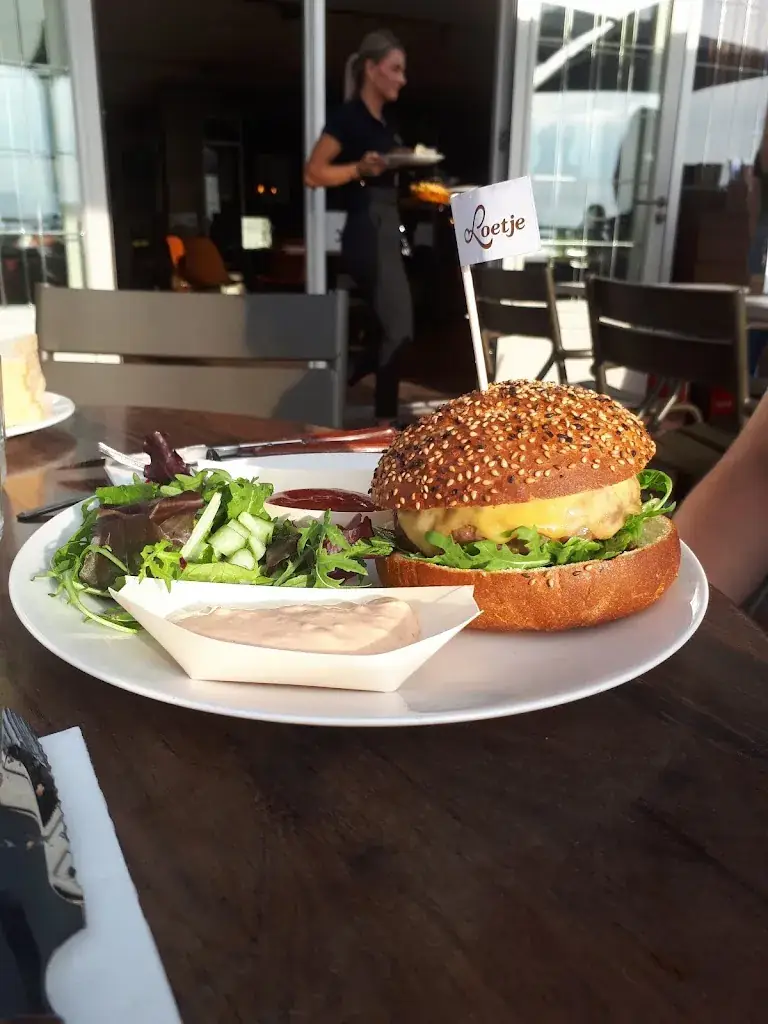 Menu_Loetje Almere Noorderplassen_Almere_image_7