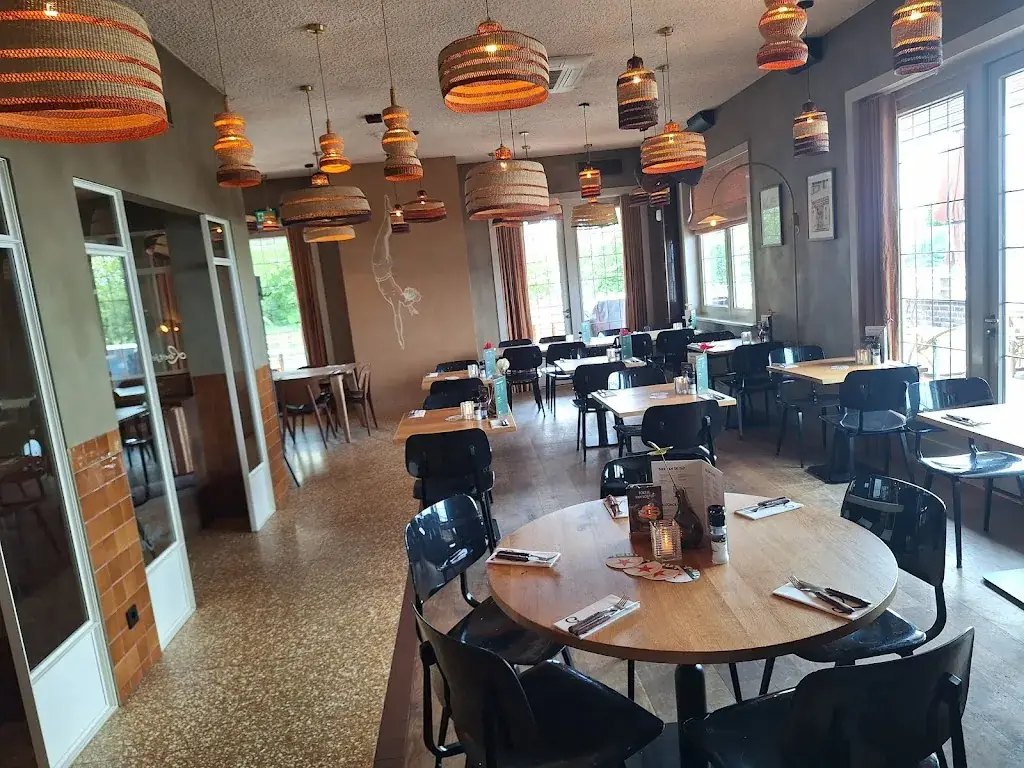 Loetje Almere Noorderplassen_Almere_slider_image_3