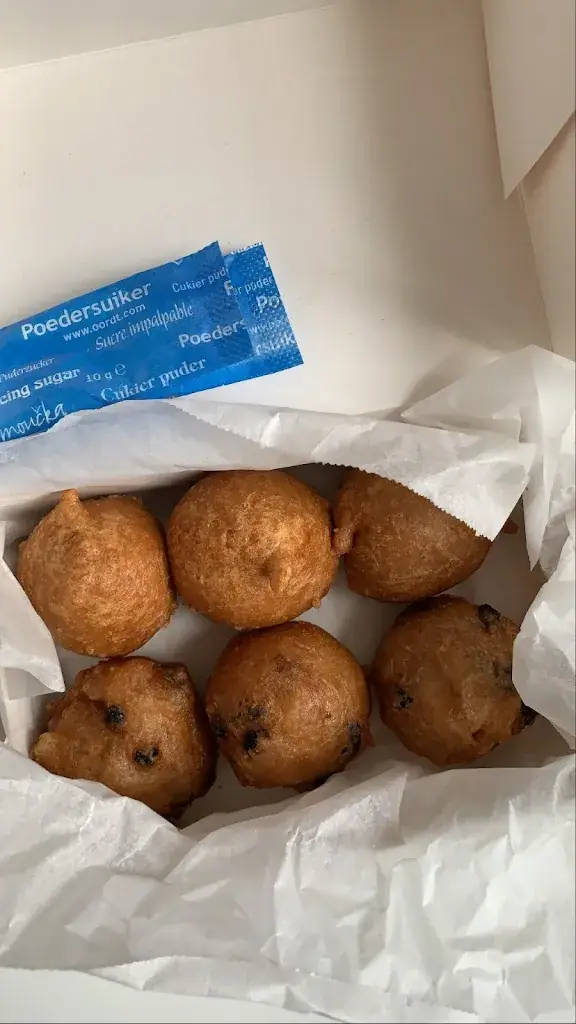 Suzanne den Toom_PLUQR | Glutenvrij & Vegan Oliebollen_Diemen_review