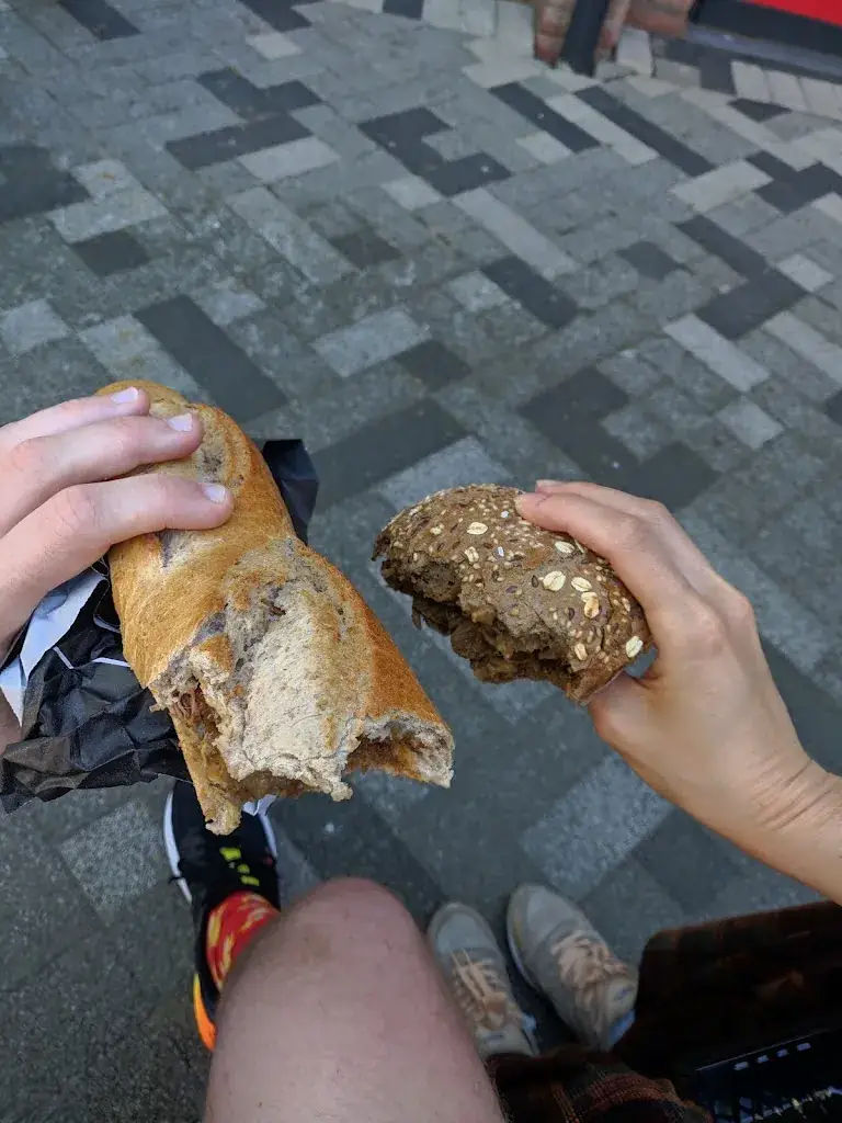 Jevgeni Rumjantsev_Broodje Ben Diemen_Diemen_review