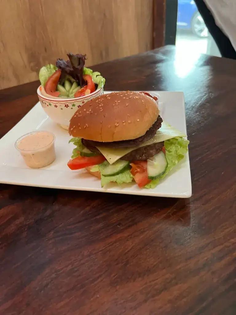 Menu_Café restaurant the best snacks_Diemen_image_8