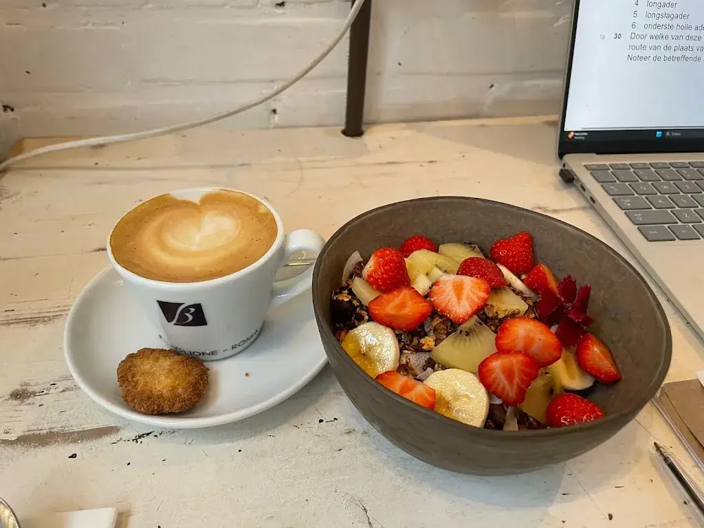 Lotte Claassen_Côte Café & Interior_Heemstede_reseña