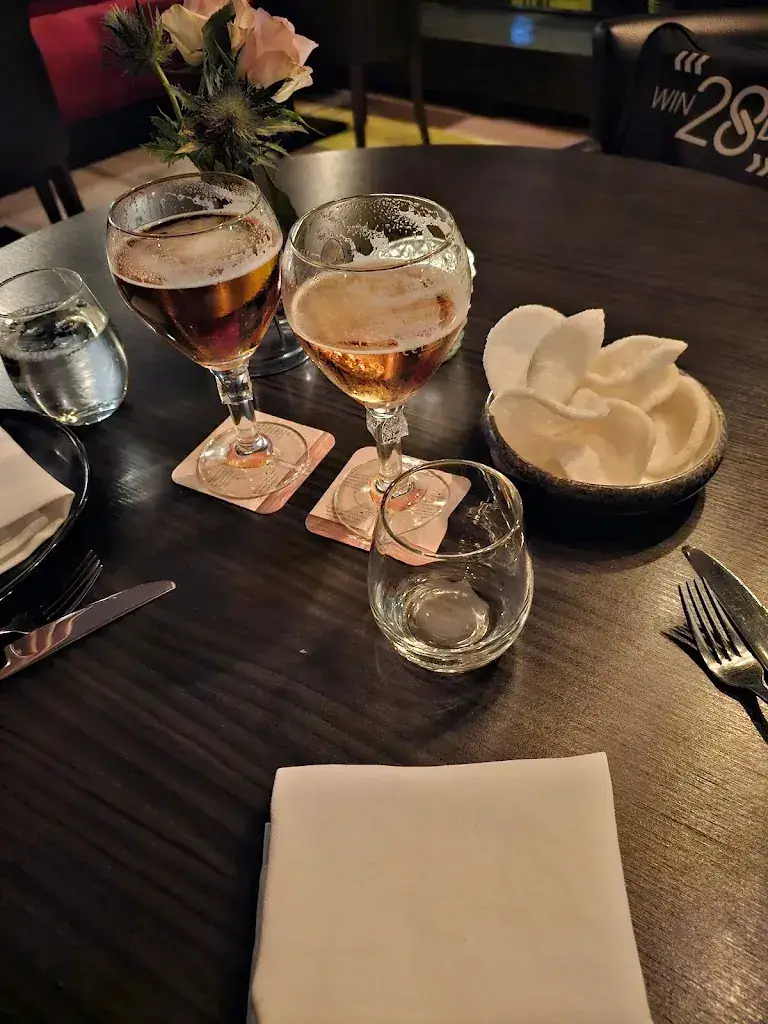 Nolan skatoux_Red Orchids Asian Bistro_Heemstede_review