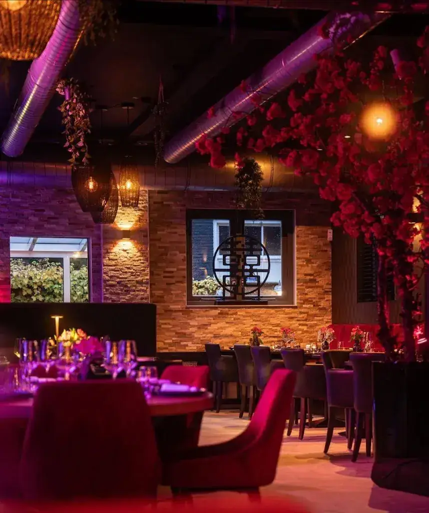Red Orchids Asian Bistro_Heemstede_slider_image_1