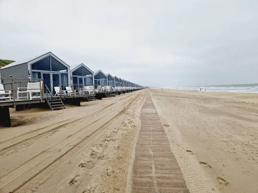 Arkadiusz Kujawka_Strandpaviljoen Zee van Tijd_Julianadorp_Bewertung