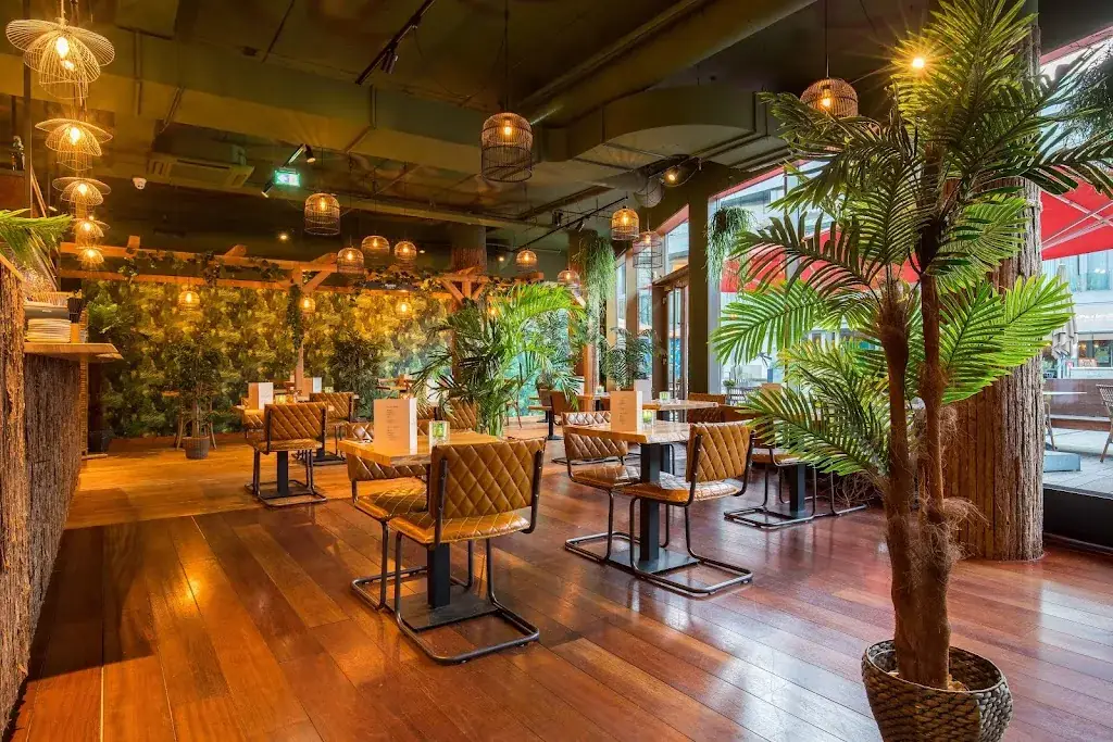 Indo Kitchen Bar restaurant in Almere