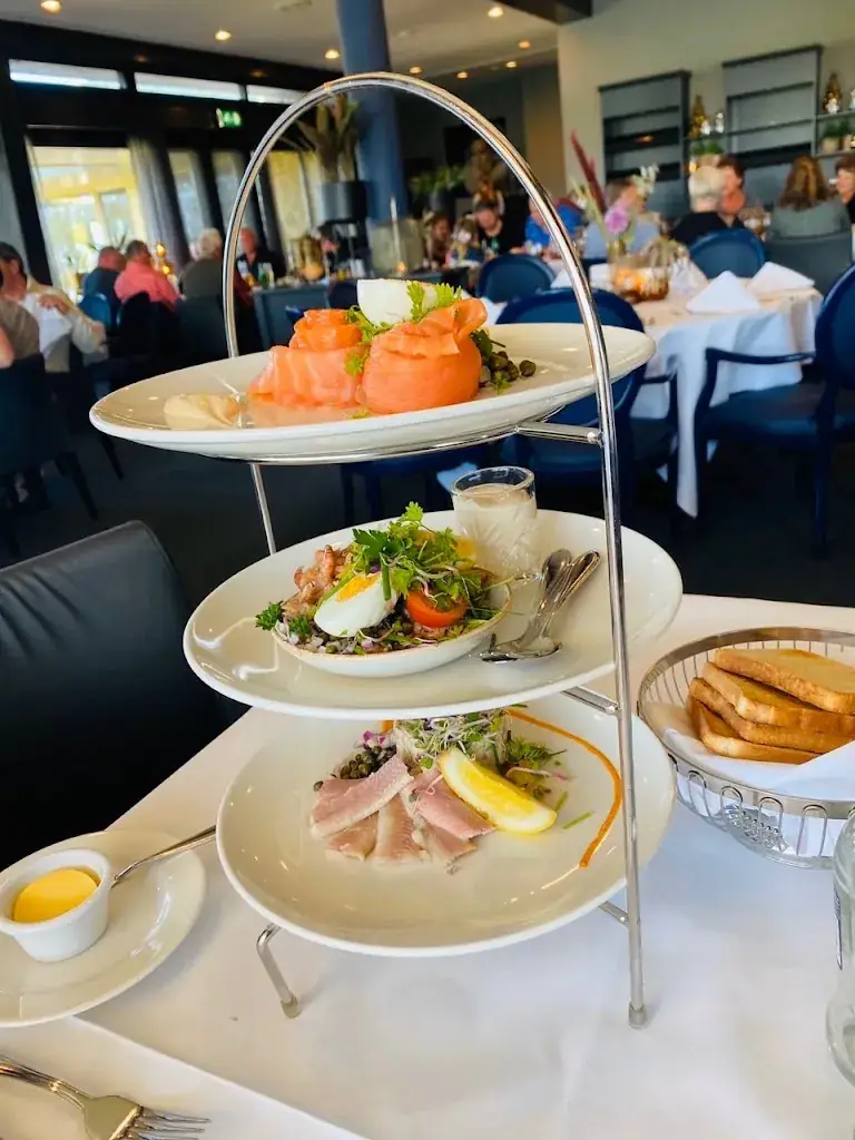 Celine D_Hotel Restaurant Volendam_Volendam_review