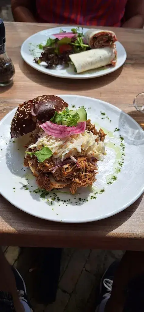 Menu_Lunchroom Tikkie Bijzonder_Sliedrecht_image_9