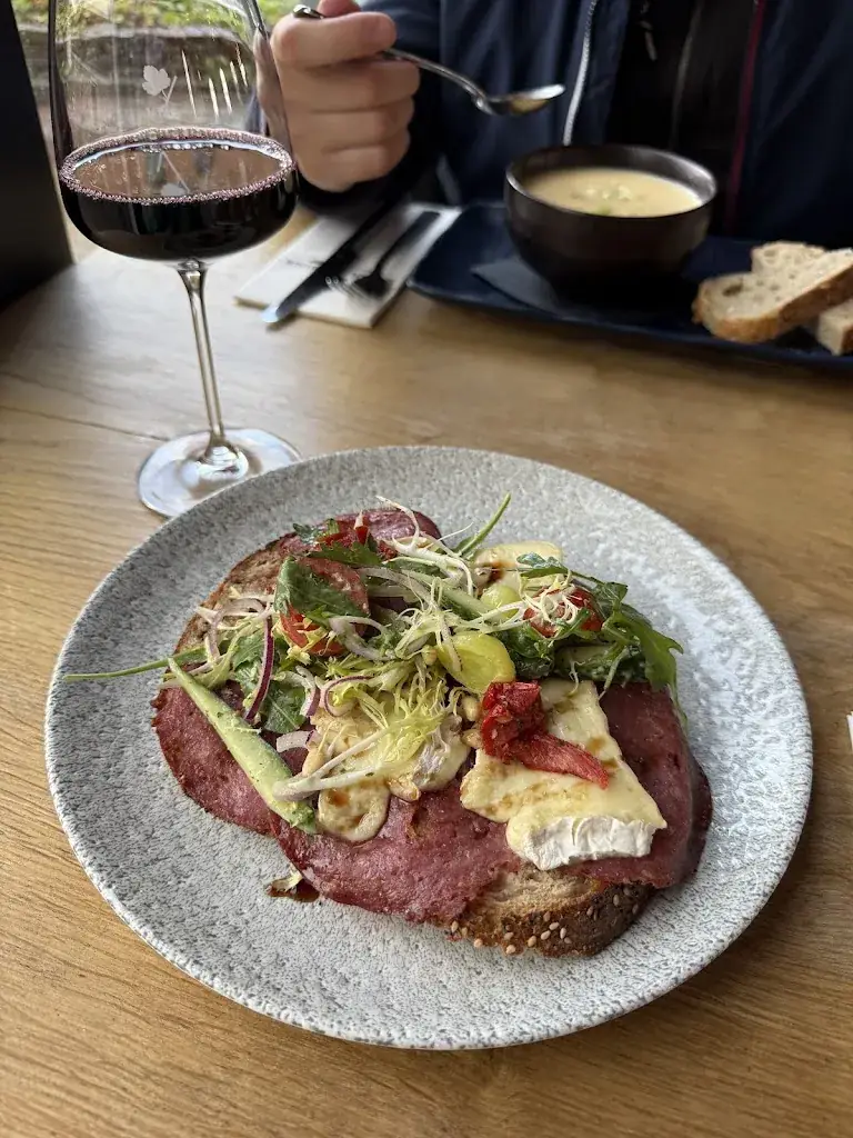 Daria Volokitina_De Molenschuur_Koedijk_review