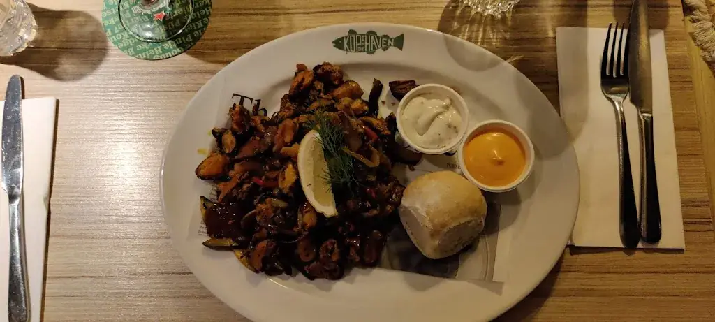 Menu_Kop Van de Haven B.V._IJmuiden_image_8