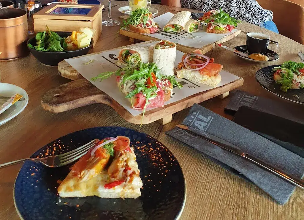 Grand Café Staal_IJmuiden_slider_image_3