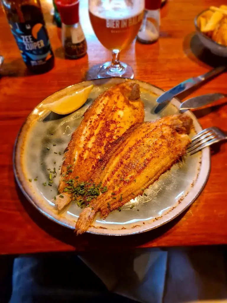 Christoffer Hultgren_Vishandel & Restaurant Gerard van Es_IJmuiden_review