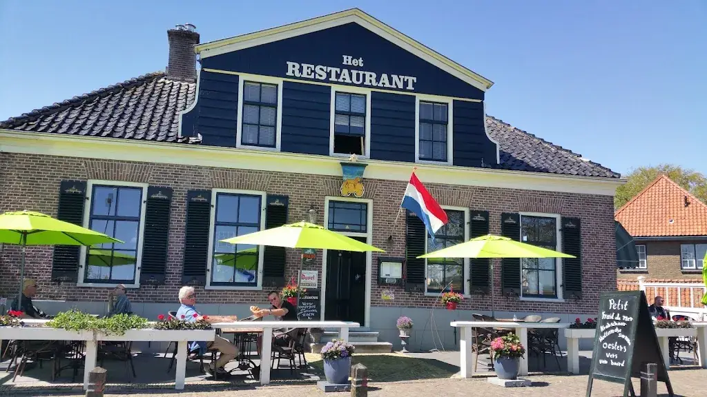 De Roode Leeuw restaurant in Kolhorn