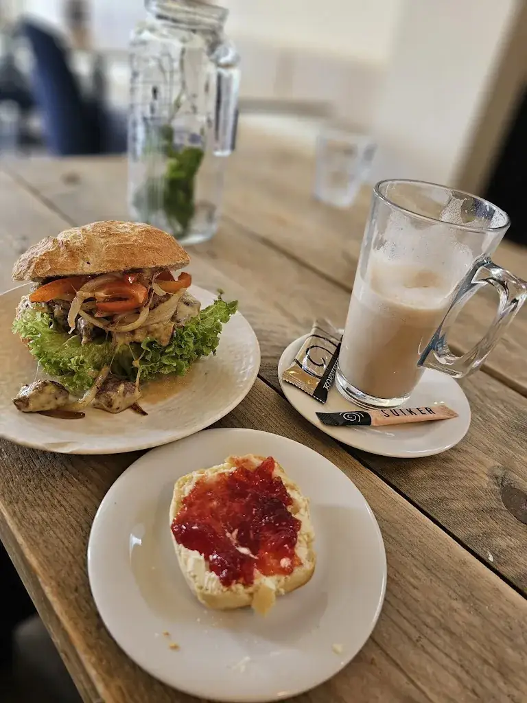 Leah Haines_'t Zaans Kwartiertje_Zaan_reseña