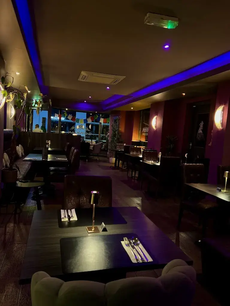 Gorkha Nepalees & Indiaas restaurant_Hilversum_slider_image_3