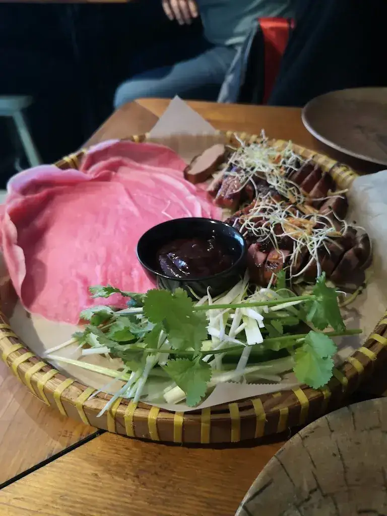 Menu_Ninh Binh Hilversum_Hilversum_imagen_8