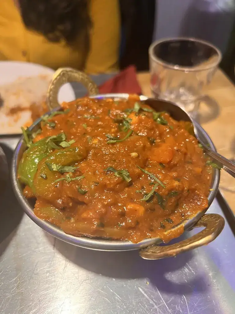 mukesh gupta_Delhi Darbaar Indiaas Restaurant_Hilversum_reseña