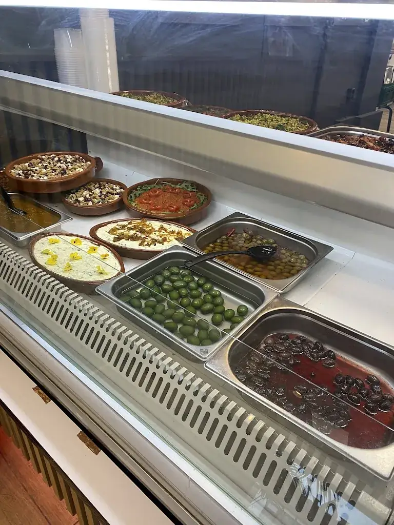 Juliana Costa_Vega Paradijs_Hilversum_review