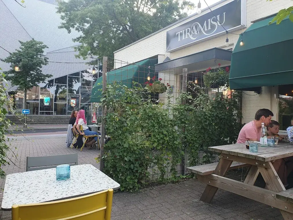 Tiramisu | IJS | Lunch & Diner | Cucina Italiana_Hilversum_slider_image_3