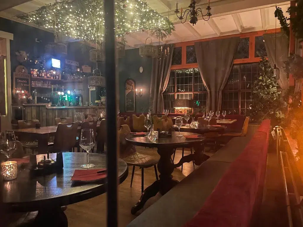 Woods35 restaurant in Hilversum