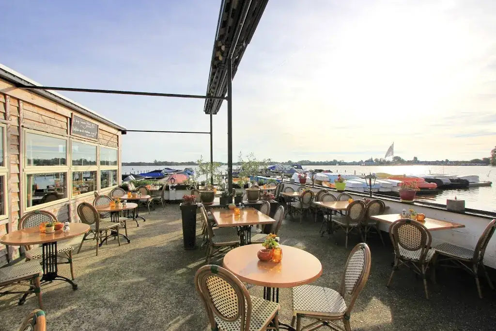 De Eend (The Duck) restaurant in Loosdrecht