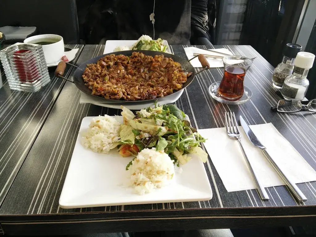 Menu_Restaurant Merza_Amsterdam_image_7