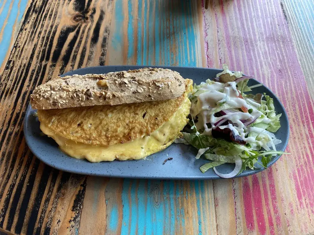 Lukas Friedli_Vitaria Eeterij Family Amsterdam IJburg_Amsterdam_review