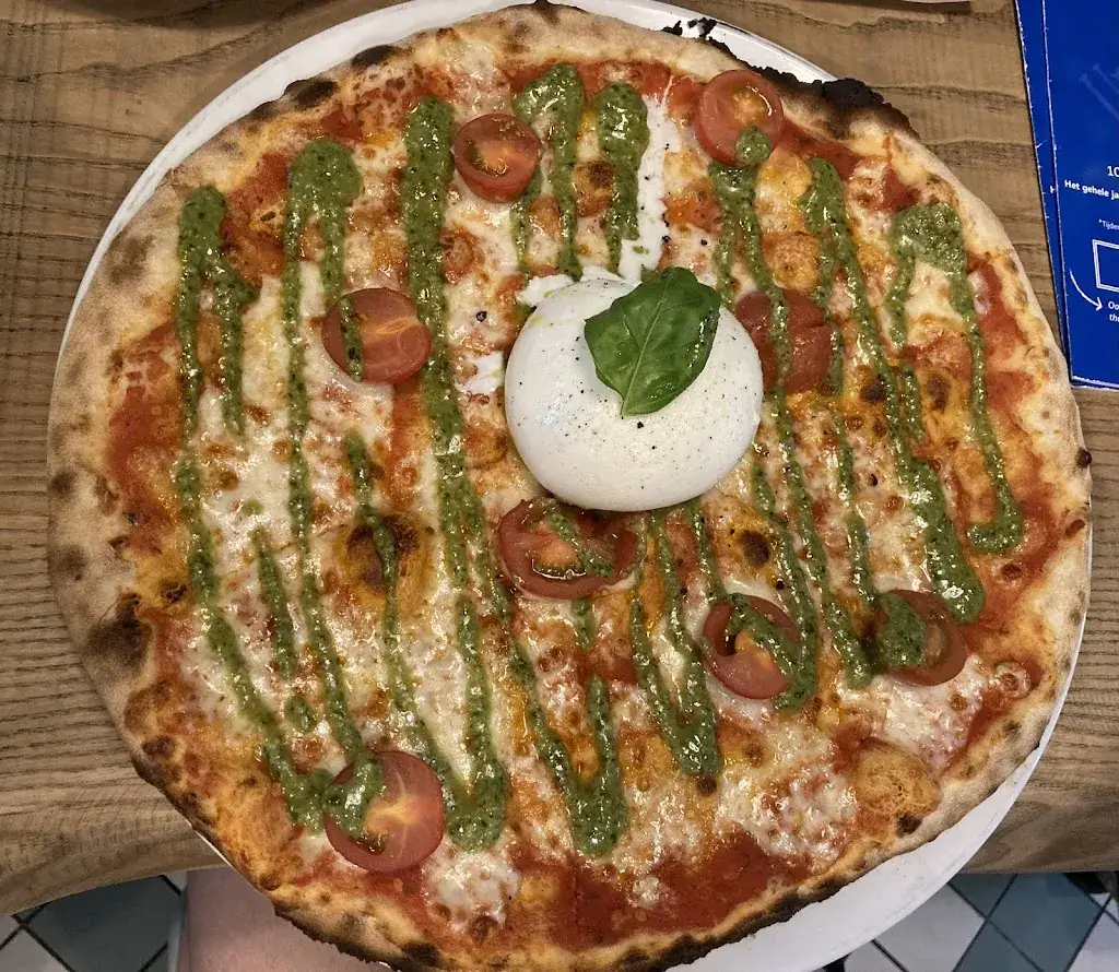 Veronika Bicova_Un Sogno IJburg_Amsterdam_review