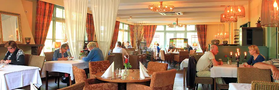 Restaurant De Drie Provinciën restaurant in Een-West